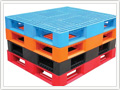 plastic pallets